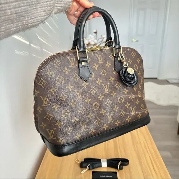 ✅AUTHENTIC✅LOUIS VUITTON ALMA PM - Picture 5 of 14